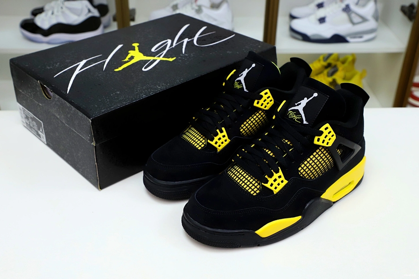 Air Jordan 2023 thunder Jordan4  1006